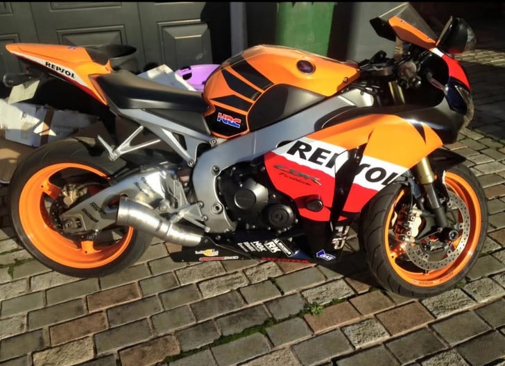 Honda CBR1000RR FIREBLADE
