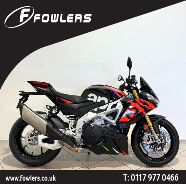 Aprilia TUONO V4 1100 FACTORY