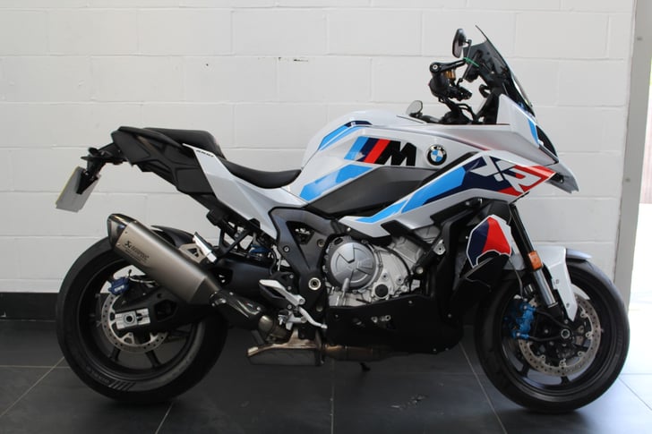 BMW M 1000 XR
