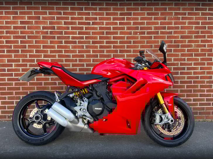 Ducati SUPERSPORT 950 S