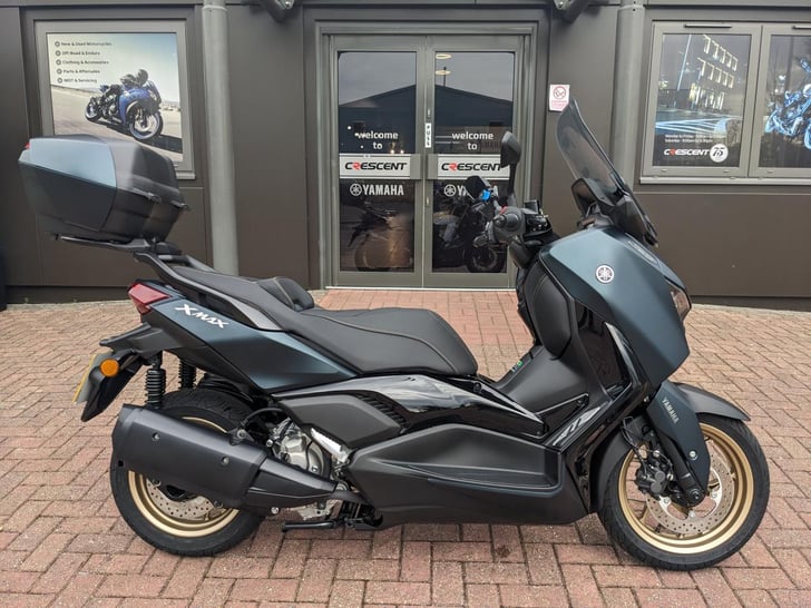 Yamaha X-MAX TECH MAX 300 CZD300 