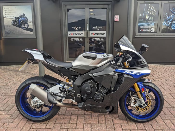 YAMAHA YZF R1M 18 