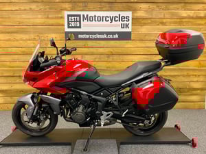 Used Triumph TIGER SPORT 660 TIGER SPORT 660 for sale in Swindon | Image 2