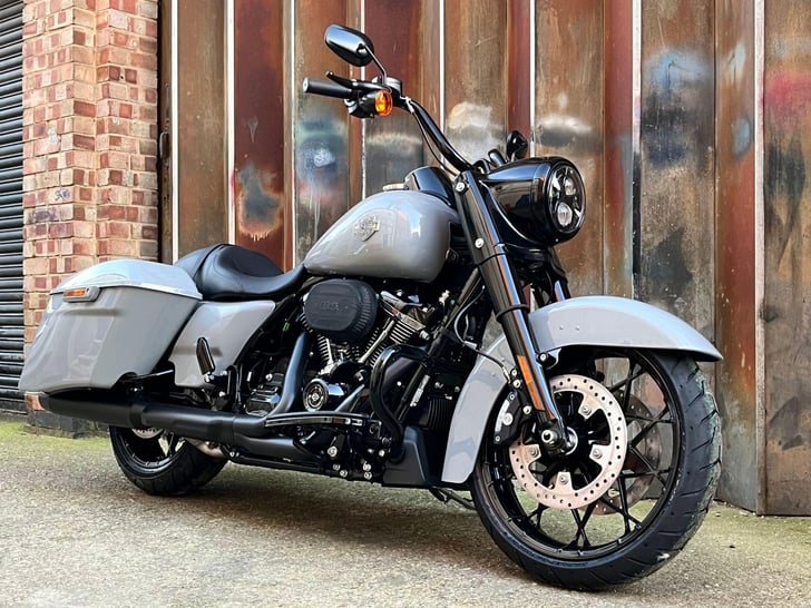 Harley-Davidson TOURING 1870 FLTRXS ROAD GLIDE SPECIAL