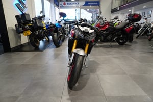Triumph STREET TRIPLE 765 RX