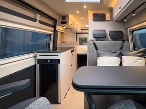 Used Burstner ELISEO ELISEO for sale in Wythall | Image 2