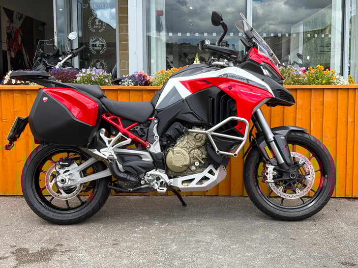 Ducati MULTISTRADA V4 S FULL