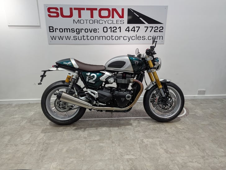 Triumph SPEED TWIN 1200 CAFE RACER EDITION