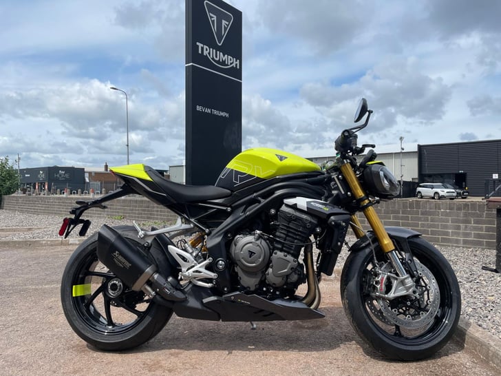 Triumph SPEED TRIPLE 1200 RX