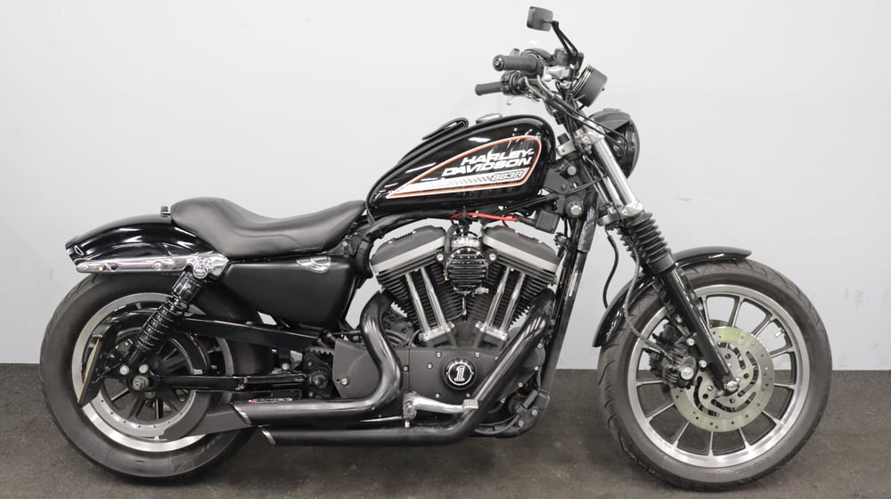 Harley davidson deals xl883r