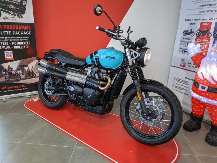 Triumph SCRAMBLER 900