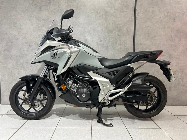 Honda NC750X DCT