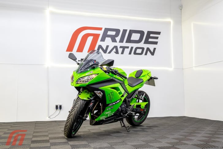 Kawasaki EX 300 ADF 