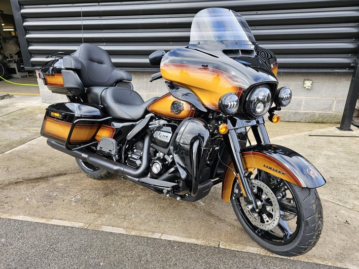 Harley-Davidson ULTRA LIMITED 114 