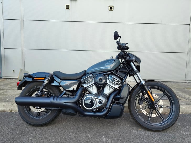 Harley-Davidson NIGHTSTER 975