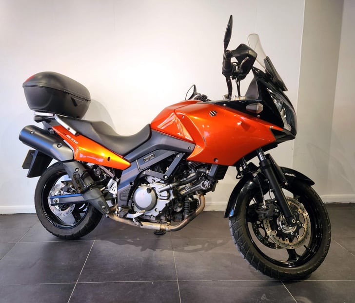 Suzuki V-STROM 650