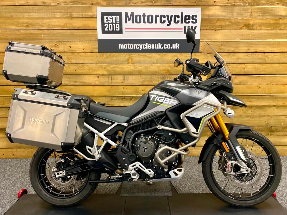 Used Triumph TIGER 900 RALLY ARAGÓN EDITION TIGER 900 RALLY ARAGÓN EDITION for sale in Swindon