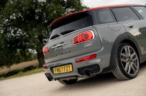 Used Mini CLUBMAN CLUBMAN 2.0 JOHN COOPER WORKS ALL4 EURO 6 (S/S) 6DR for sale in Chesterfield | Image 2