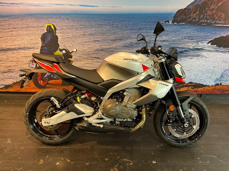 Aprilia TUONO 457 457 EURO 5