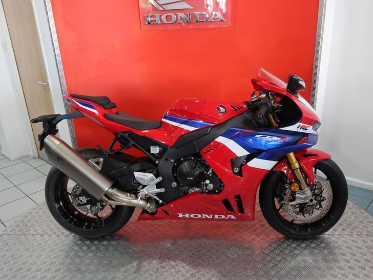 Honda CBR1000RR-R FIREBLADE SP