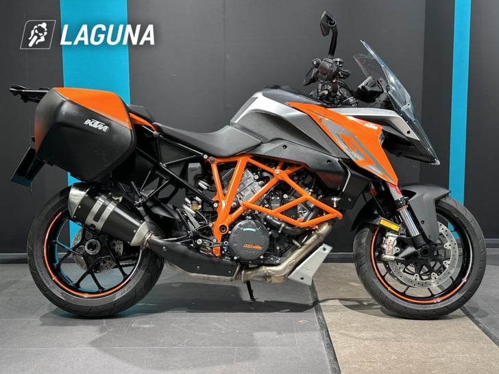 KTM 1290 SUPERDUKE GT PANNIERS 
