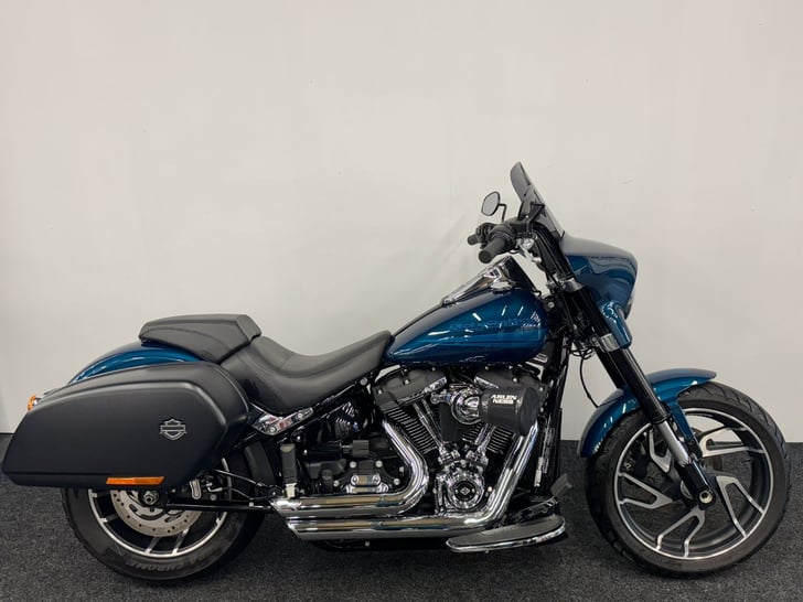 Harley-Davidson SOFTAIL FLSB SPORT GILDE