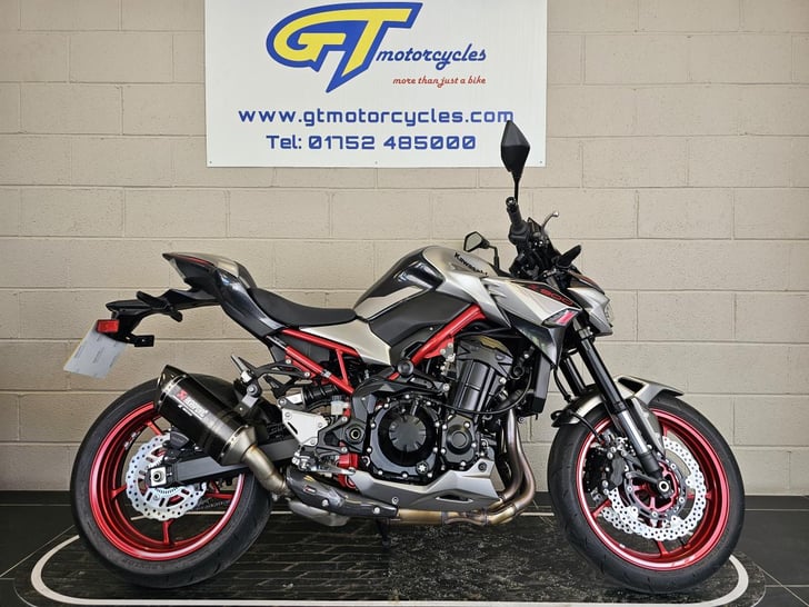 Kawasaki Z900 PERFORMANCE
