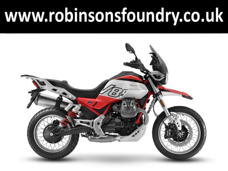 MOTO GUZZI V85 TT E5 + 