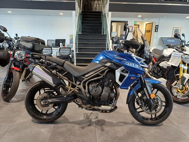 Triumph TIGER 800 XRX
