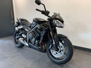 Used Triumph STREET TRIPLE 765 STREET TRIPLE 765 RR LOW for sale in Newcastle | Image 3