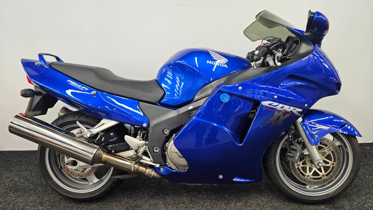 Honda CBR1100XX SUPER BLACKBIRD