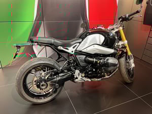 Used BMW R NINE T R NINE T for sale in Newcastle Under Lyme  | Image 2