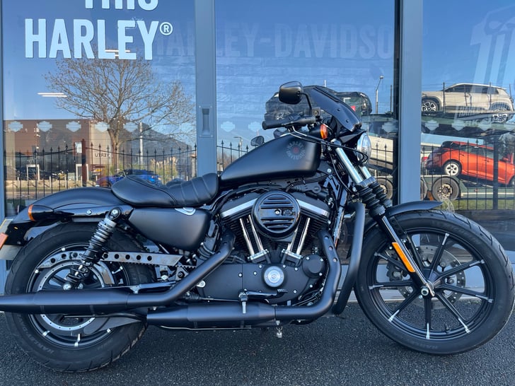 Harley-Davidson SPORTSTER XL883N IRON