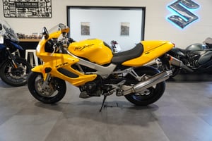 Honda VTR1000 FIRESTORM