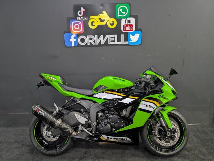 KAWASAKI NINJA ZX-6R JSFAN 