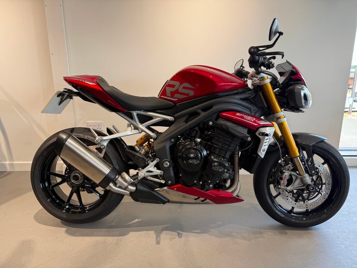 Triumph SPEED TRIPLE 1200 RS