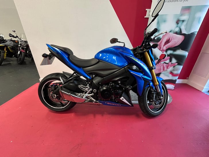 Suzuki GSX-S1000