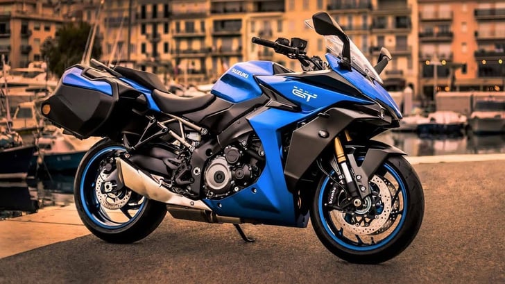 Suzuki GSX-S1000GT+