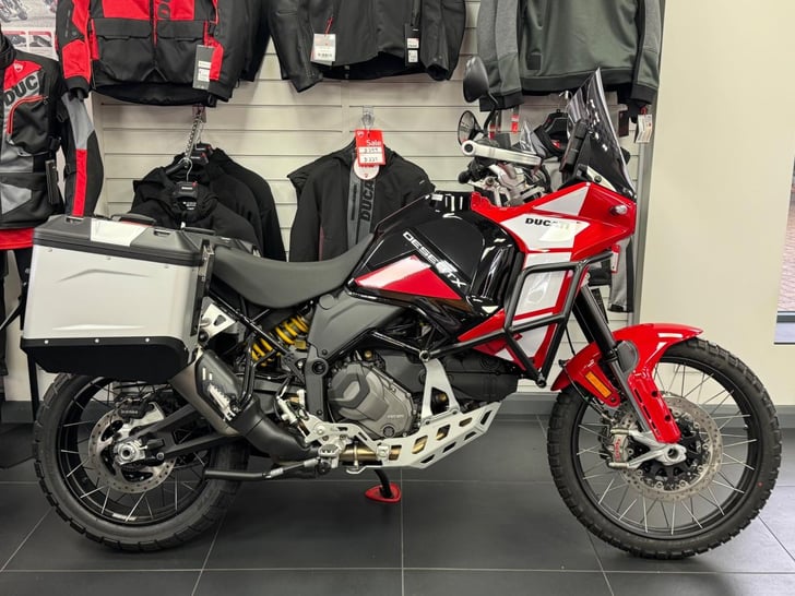 Ducati DESERTX DISCOVERY
