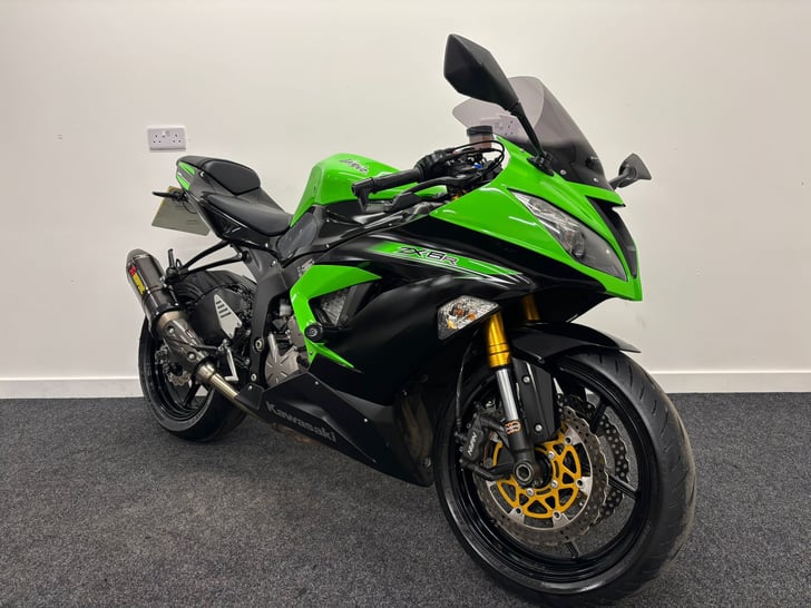 Kawasaki ZX-6R 636