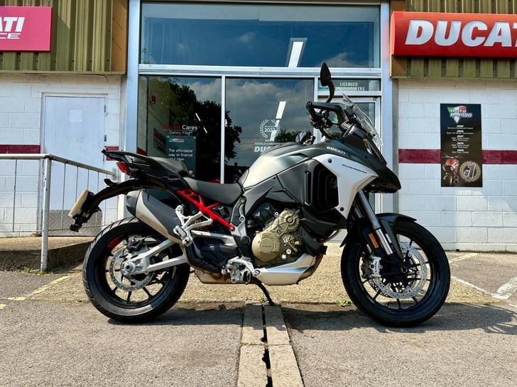 Ducati MULTISTRADA V4 S RADAR