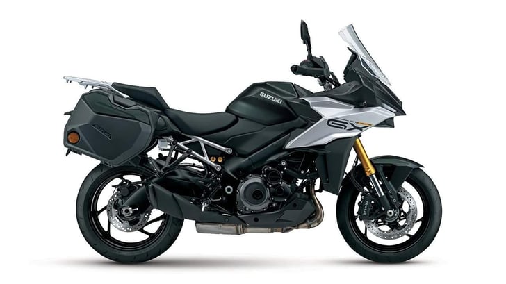 Suzuki GSX-S1000GX+