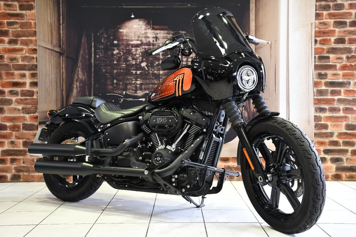 Harley-Davidson SOFTAIL FXBBS STREET BOB 114