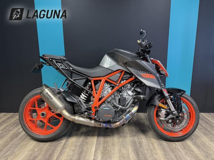 KTM 1290 SUPER DUKE R