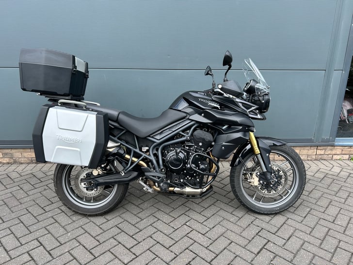 Triumph TIGER 800