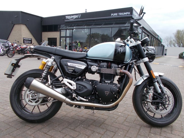 Triumph SPEED TWIN 1200