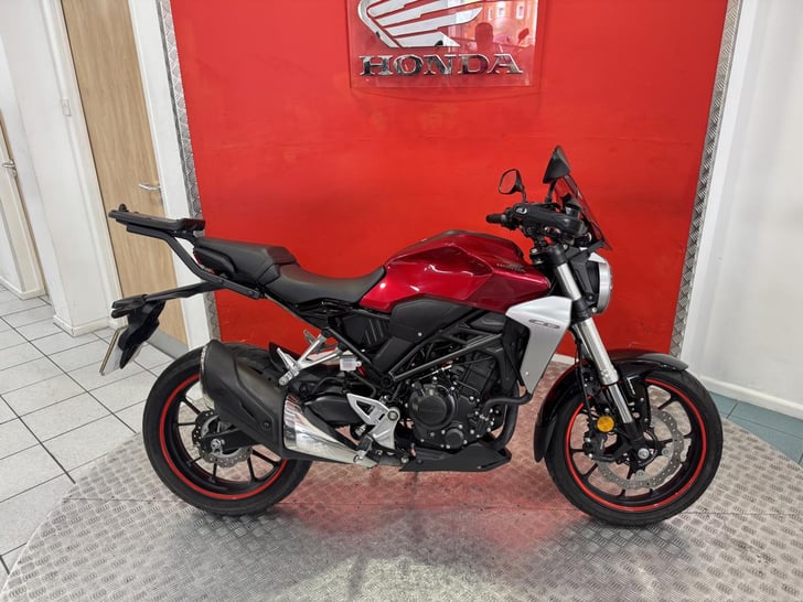 Honda CB300R