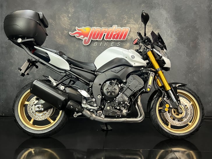 Yamaha FZ8