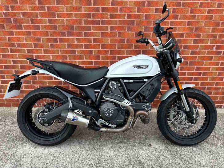 Ducati SCRAMBLER CLASSIC