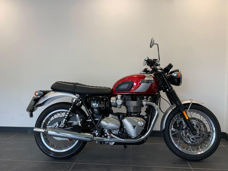 TRIUMPH BONNEVILLE T120 1200 ELVIS PRESLEY LIMITED EDITION